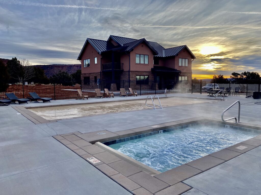 Utah National Park Lodge (1)