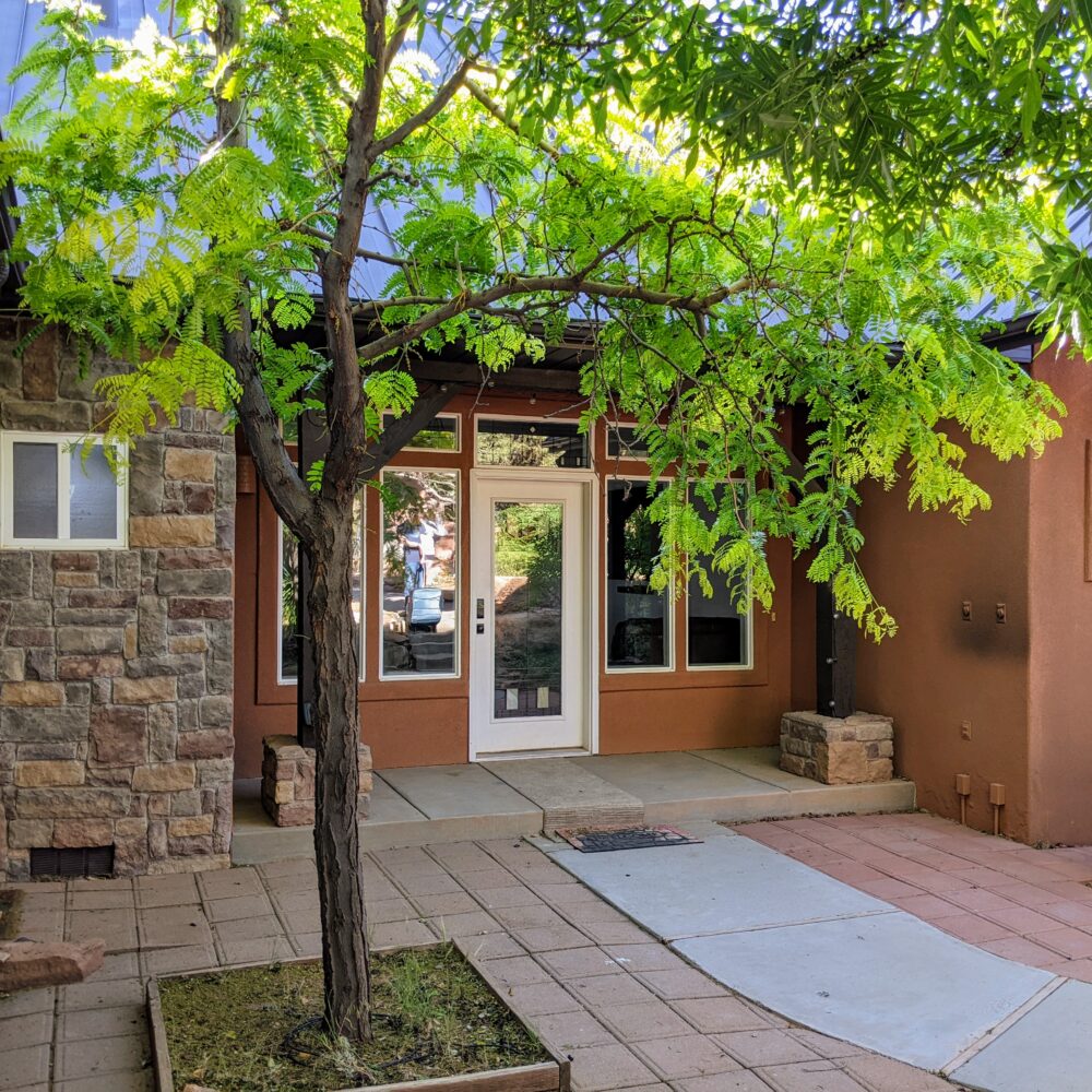 Family Vacation Rental Grand Plateau Lodge Kanab Utah